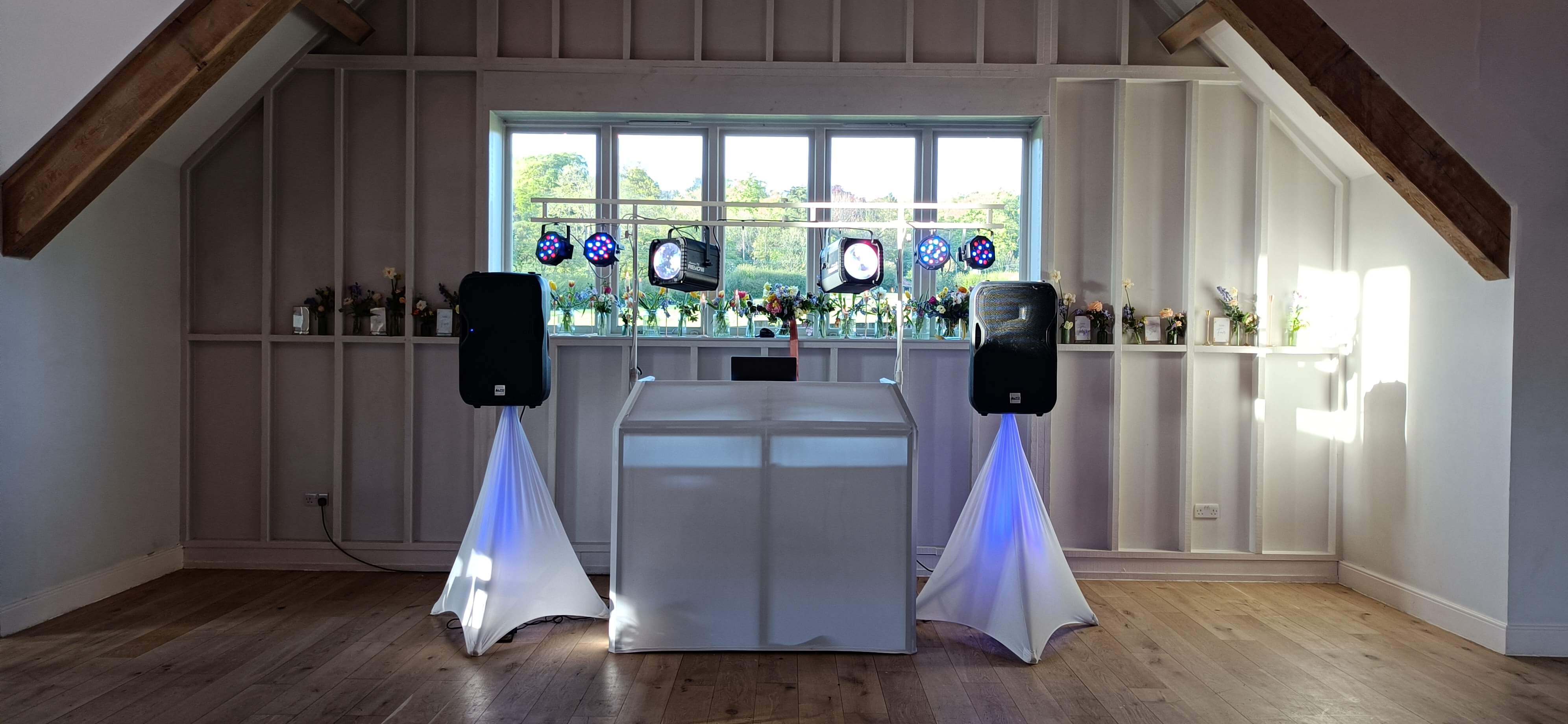 Wedding DJ Hyde House Cotswolds